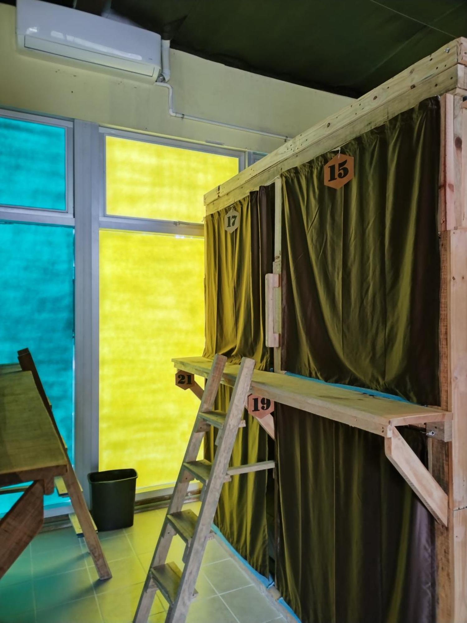 Hostel Tropico 20 Pdc Playa del Carmen Eksteriør billede