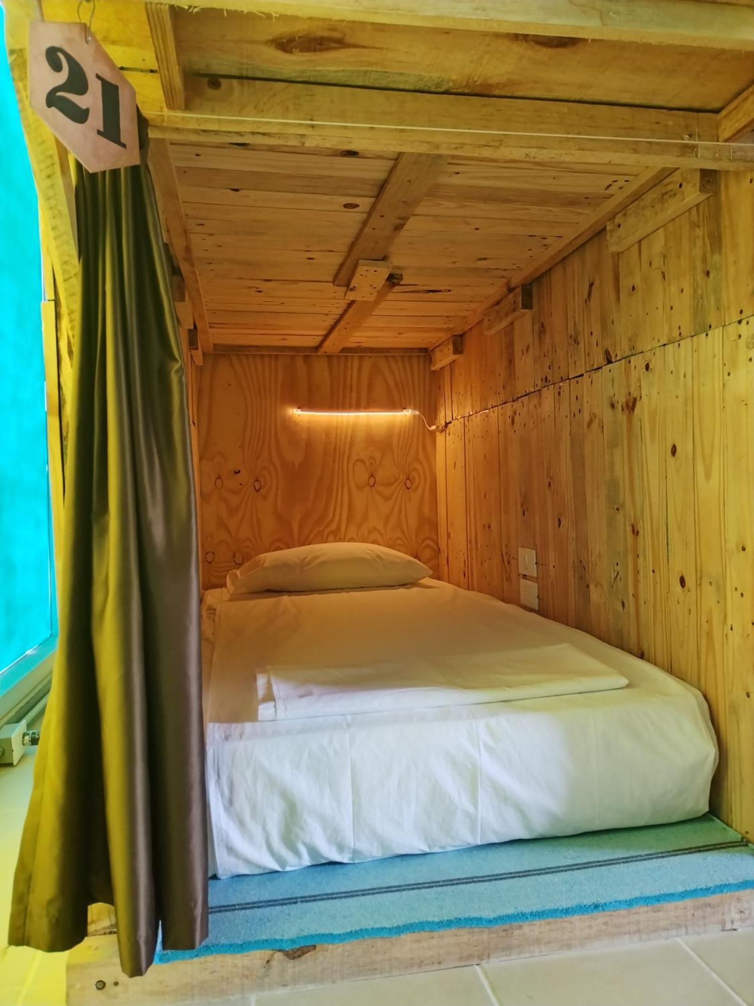 Hostel Tropico 20 Pdc Playa del Carmen Eksteriør billede